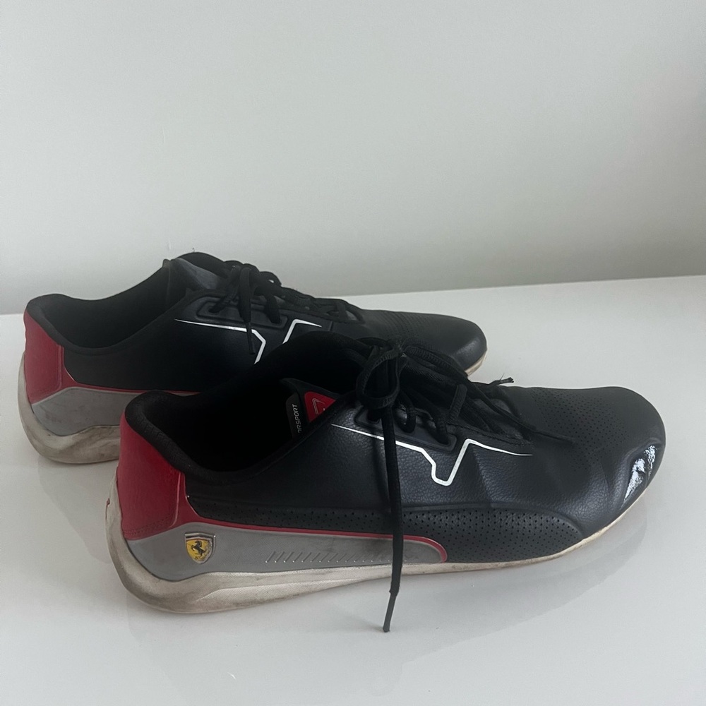 Scuderia Ferrari Black and Red Sneakers Sleek Modern Design
